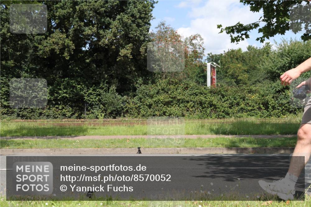 10.08.2025 - GEWOBA Citytriathlon Bremen Yannick Fuchs http://msf.ph/oto/8570052 10.08.2025 14:16:49 Radfahren 20, 32, 41, 78 meine-sportfotos.de
