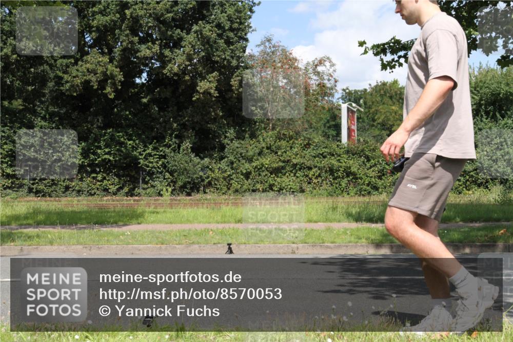10.08.2025 - GEWOBA Citytriathlon Bremen Yannick Fuchs http://msf.ph/oto/8570053 10.08.2025 14:16:50 Radfahren 20, 32, 41, 78 meine-sportfotos.de