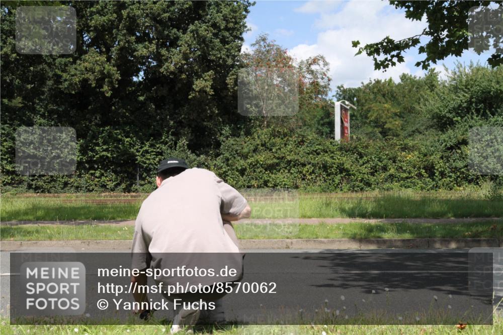 10.08.2025 - GEWOBA Citytriathlon Bremen Yannick Fuchs http://msf.ph/oto/8570062 10.08.2025 14:17:05 Radfahren 20, 32, 58, 78, 164 meine-sportfotos.de
