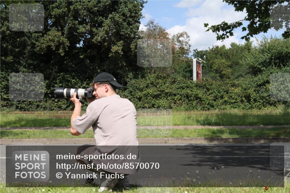 10.08.2025 - GEWOBA Citytriathlon Bremen Yannick Fuchs http://msf.ph/oto/8570070 10.08.2025 14:17:14 Radfahren 58, 78, 136, 164 meine-sportfotos.de