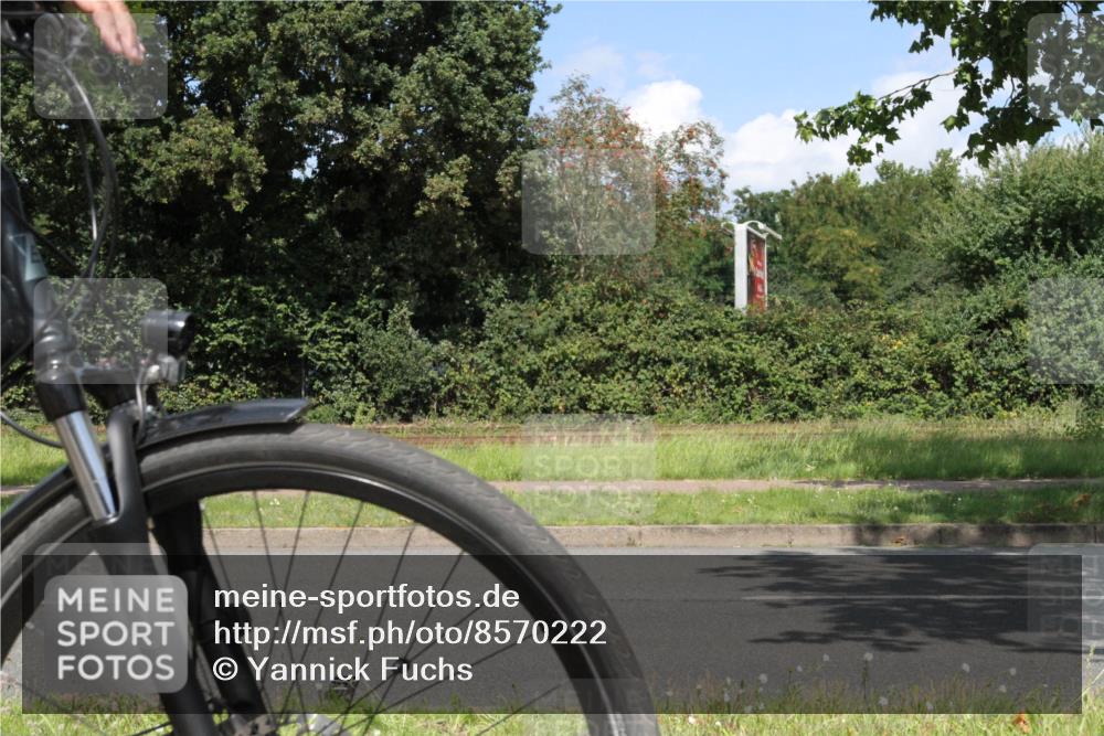 10.08.2025 - GEWOBA Citytriathlon Bremen Yannick Fuchs http://msf.ph/oto/8570222 10.08.2025 14:19:29 Radfahren 84, 124, 162, 227, 239, 254 meine-sportfotos.de