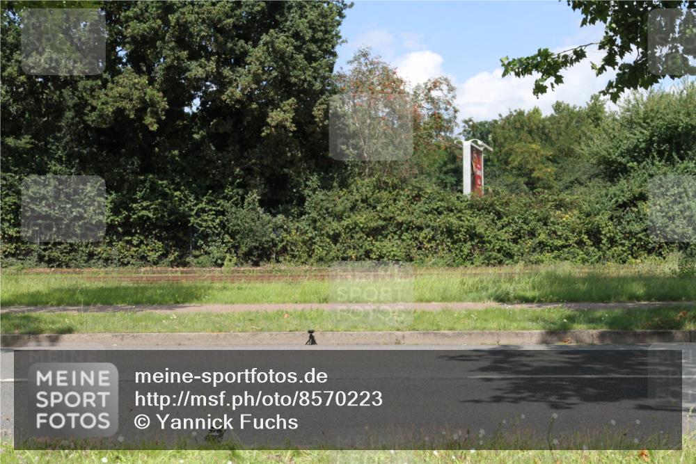 10.08.2025 - GEWOBA Citytriathlon Bremen Yannick Fuchs http://msf.ph/oto/8570223 10.08.2025 14:19:30 Radfahren 84, 124, 170, 227, 239, 254 meine-sportfotos.de