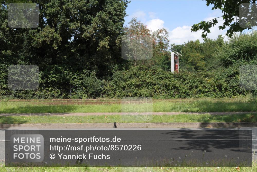10.08.2025 - GEWOBA Citytriathlon Bremen Yannick Fuchs http://msf.ph/oto/8570226 10.08.2025 14:19:31 Radfahren 84, 124, 170, 227, 239, 254, 287 meine-sportfotos.de