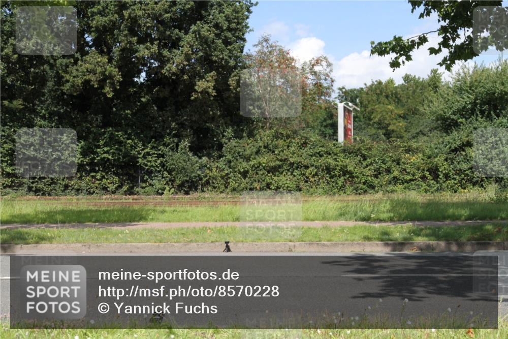10.08.2025 - GEWOBA Citytriathlon Bremen Yannick Fuchs http://msf.ph/oto/8570228 10.08.2025 14:19:33 Radfahren 84, 124, 170, 174, 227, 239, 287 meine-sportfotos.de