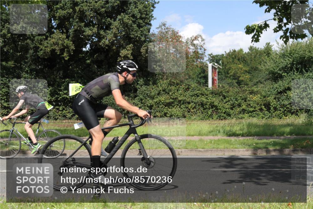 10.08.2025 - GEWOBA Citytriathlon Bremen Yannick Fuchs http://msf.ph/oto/8570236 10.08.2025 14:19:41 Radfahren 59, 84, 170, 174, 287 meine-sportfotos.de