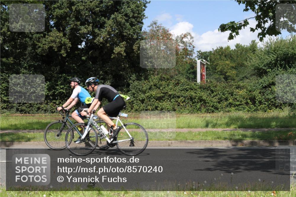 10.08.2025 - GEWOBA Citytriathlon Bremen Yannick Fuchs http://msf.ph/oto/8570240 10.08.2025 14:19:44 Radfahren 59, 84, 170, 174, 287 meine-sportfotos.de
