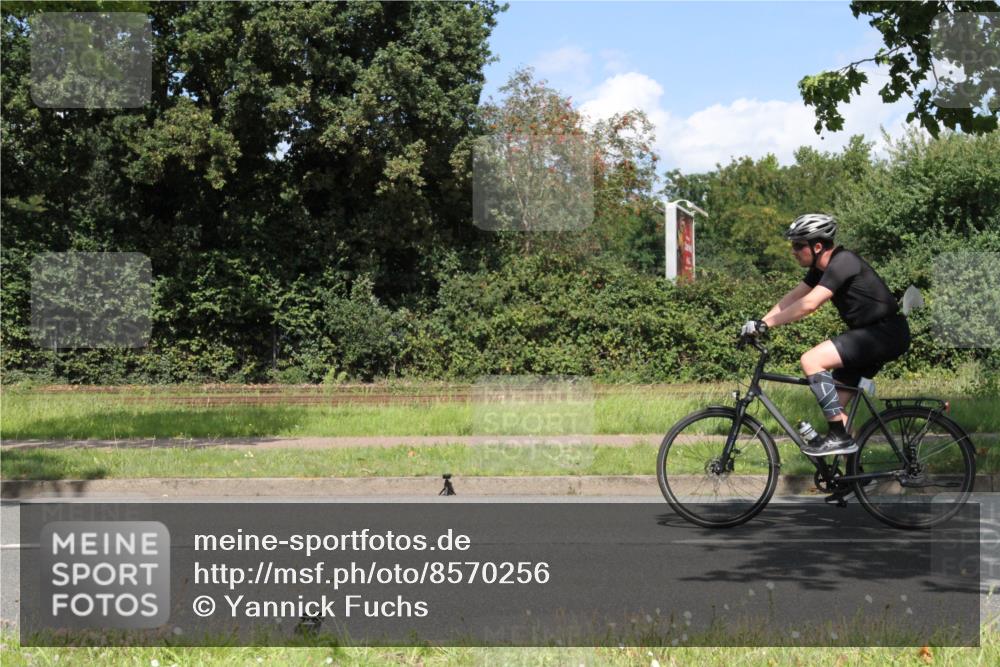 10.08.2025 - GEWOBA Citytriathlon Bremen Yannick Fuchs http://msf.ph/oto/8570256 10.08.2025 14:19:52 Radfahren 36, 59, 170, 174, 195, 287 meine-sportfotos.de