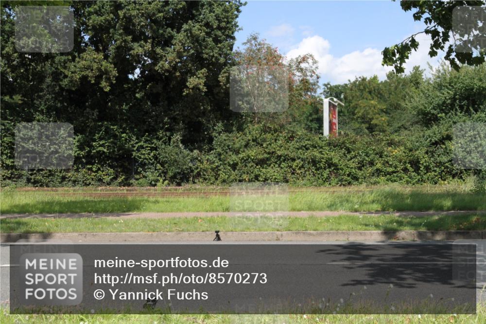 10.08.2025 - GEWOBA Citytriathlon Bremen Yannick Fuchs http://msf.ph/oto/8570273 10.08.2025 14:20:08 Radfahren 18, 36, 52, 130, 195, 197, 238, 256, 257 meine-sportfotos.de