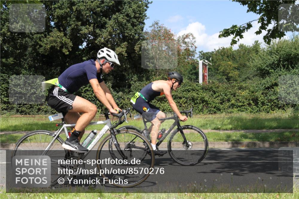 10.08.2025 - GEWOBA Citytriathlon Bremen Yannick Fuchs http://msf.ph/oto/8570276 10.08.2025 14:20:15 Radfahren 18, 29, 52, 130, 195, 197, 238, 256, 257 meine-sportfotos.de