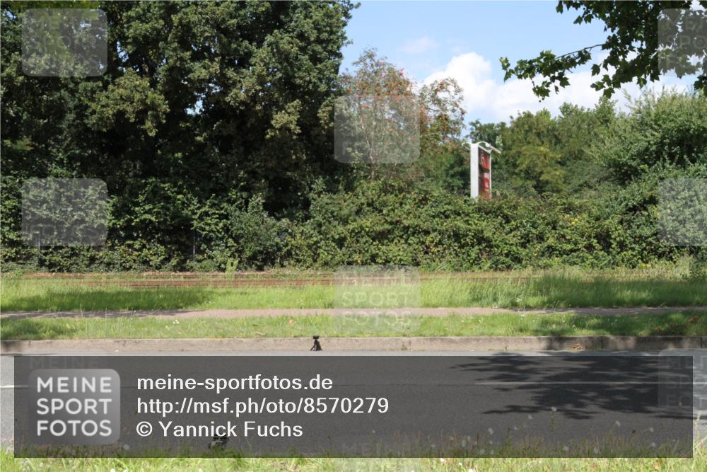 10.08.2025 - GEWOBA Citytriathlon Bremen Yannick Fuchs http://msf.ph/oto/8570279 10.08.2025 14:20:22 Radfahren 28, 29, 35, 52, 67, 80, 197 meine-sportfotos.de