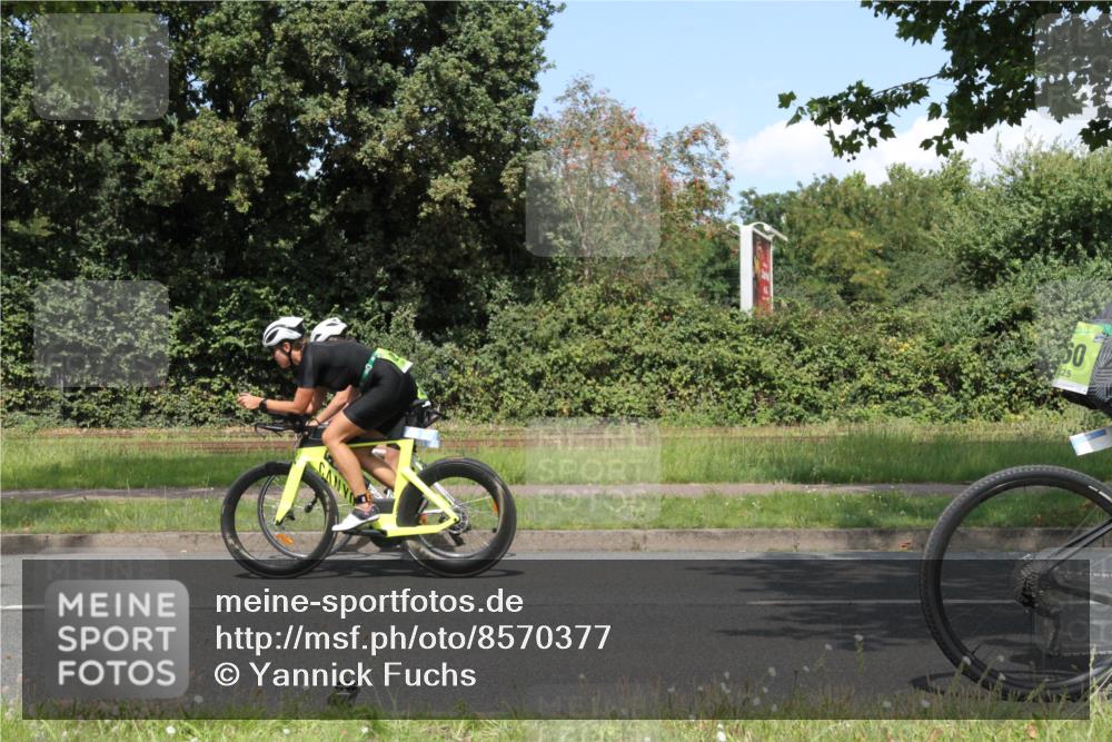 10.08.2025 - GEWOBA Citytriathlon Bremen Yannick Fuchs http://msf.ph/oto/8570377 10.08.2025 14:21:57 Radfahren 160, 211, 253, 283 meine-sportfotos.de