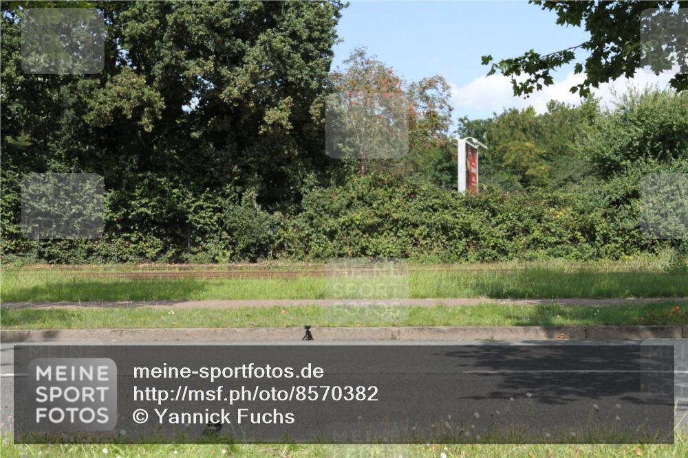 10.08.2025 - GEWOBA Citytriathlon Bremen Yannick Fuchs http://msf.ph/oto/8570382 10.08.2025 14:22:00 Radfahren 109, 160, 211, 224, 253, 258, 283 meine-sportfotos.de