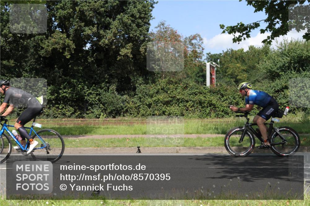 10.08.2025 - GEWOBA Citytriathlon Bremen Yannick Fuchs http://msf.ph/oto/8570395 10.08.2025 14:22:05 Radfahren 109, 160, 215, 224, 253, 258, 283 meine-sportfotos.de