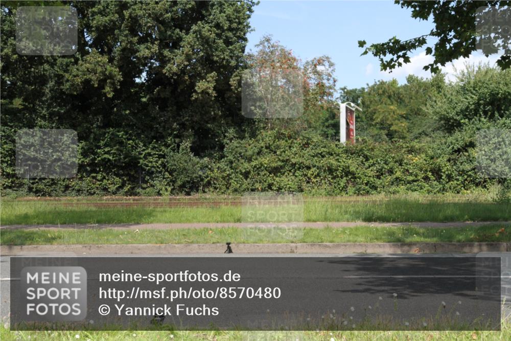 10.08.2025 - GEWOBA Citytriathlon Bremen Yannick Fuchs http://msf.ph/oto/8570480 10.08.2025 14:23:20 Radfahren 99, 154, 163, 200, 209, 213, 222, 225, 249, 250, 251, 317, 423, 431, 478, 480 meine-sportfotos.de