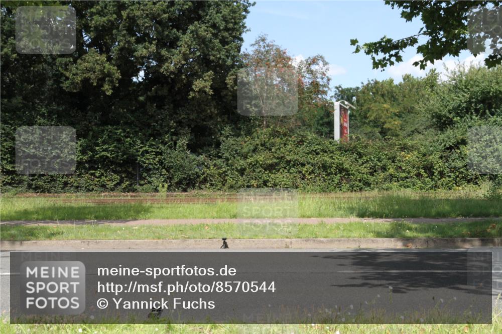 10.08.2025 - GEWOBA Citytriathlon Bremen Yannick Fuchs http://msf.ph/oto/8570544 10.08.2025 14:23:56 Radfahren 128, 158, 221 meine-sportfotos.de