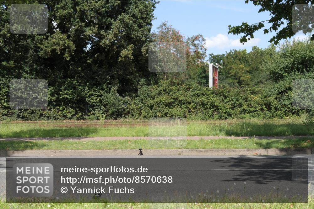 10.08.2025 - GEWOBA Citytriathlon Bremen Yannick Fuchs http://msf.ph/oto/8570638 10.08.2025 14:25:54 Radfahren 167, 181, 220, 273, 325, 331, 446, 499 meine-sportfotos.de
