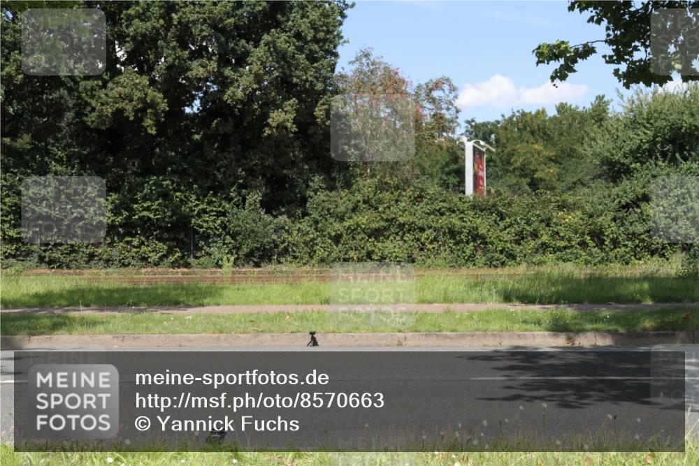 10.08.2025 - GEWOBA Citytriathlon Bremen Yannick Fuchs http://msf.ph/oto/8570663 10.08.2025 14:26:05 Radfahren 181, 220, 231, 273, 278, 325, 331, 446 meine-sportfotos.de