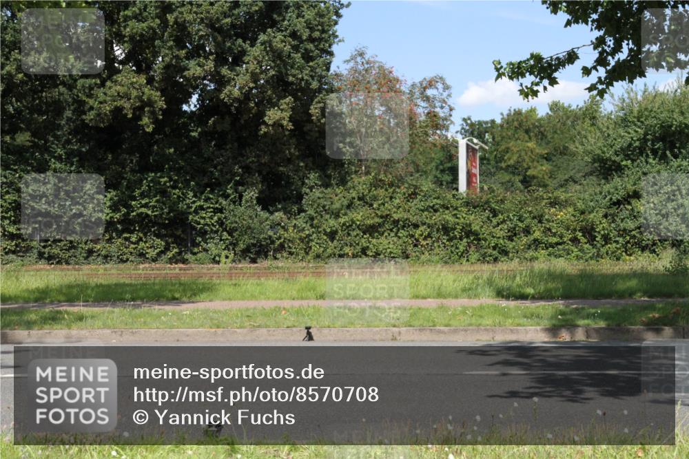 10.08.2025 - GEWOBA Citytriathlon Bremen Yannick Fuchs http://msf.ph/oto/8570708 10.08.2025 14:26:20 Radfahren 231, 278, 360, 404, 453 meine-sportfotos.de
