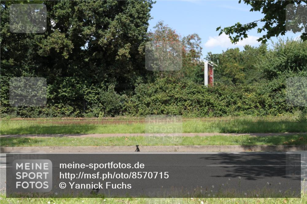 10.08.2025 - GEWOBA Citytriathlon Bremen Yannick Fuchs http://msf.ph/oto/8570715 10.08.2025 14:26:23 Radfahren 231, 278, 360, 404, 453, 532 meine-sportfotos.de