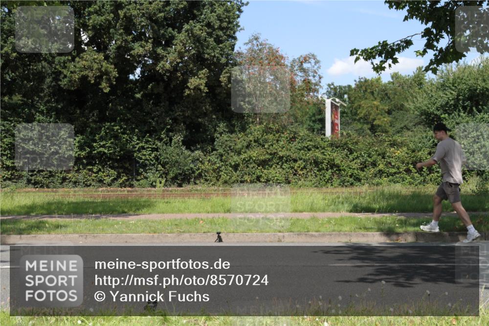10.08.2025 - GEWOBA Citytriathlon Bremen Yannick Fuchs http://msf.ph/oto/8570724 10.08.2025 14:26:26 Radfahren 278, 360, 404, 453, 532 meine-sportfotos.de