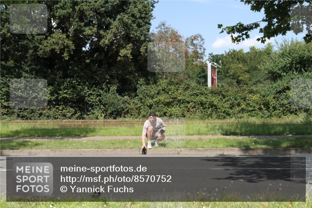 10.08.2025 - GEWOBA Citytriathlon Bremen Yannick Fuchs http://msf.ph/oto/8570752 10.08.2025 14:26:36 Radfahren 358, 360, 404, 408, 445, 453, 532 meine-sportfotos.de