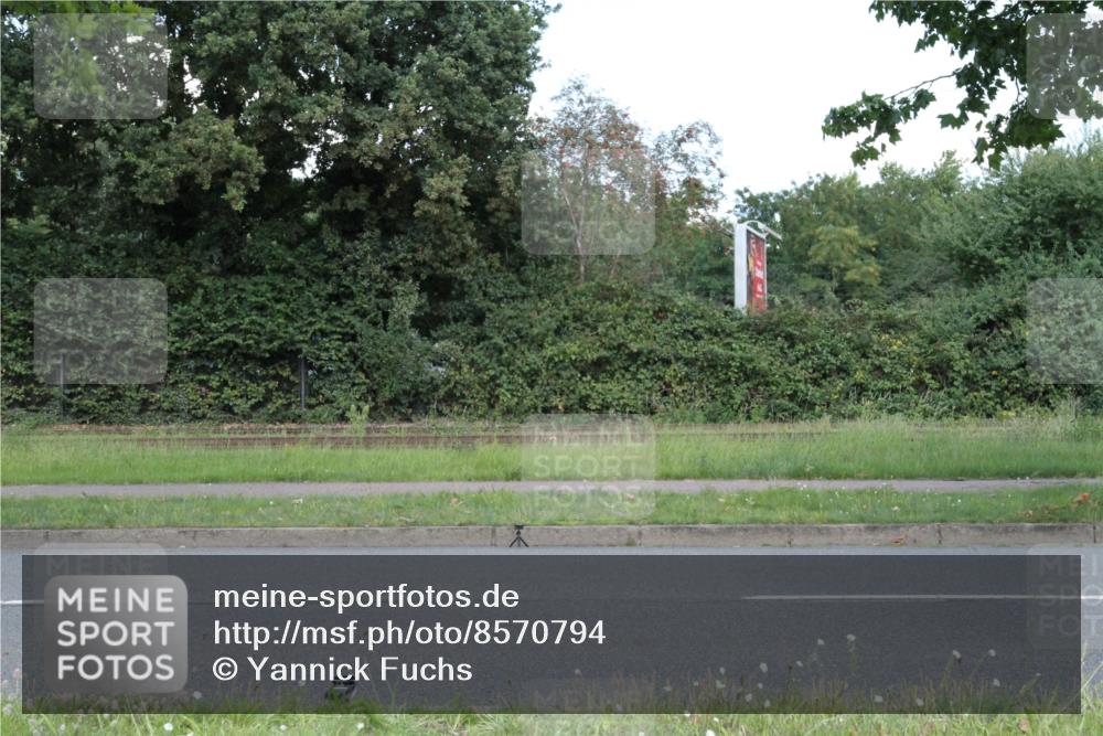 10.08.2025 - GEWOBA Citytriathlon Bremen Yannick Fuchs http://msf.ph/oto/8570794 10.08.2025 14:27:32 Radfahren 120, 156, 320, 363, 441 meine-sportfotos.de