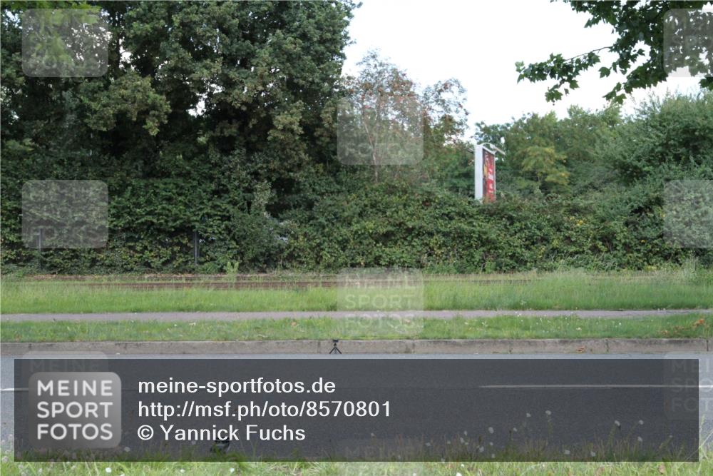 10.08.2025 - GEWOBA Citytriathlon Bremen Yannick Fuchs http://msf.ph/oto/8570801 10.08.2025 14:27:34 Radfahren 120, 156, 320, 363 meine-sportfotos.de