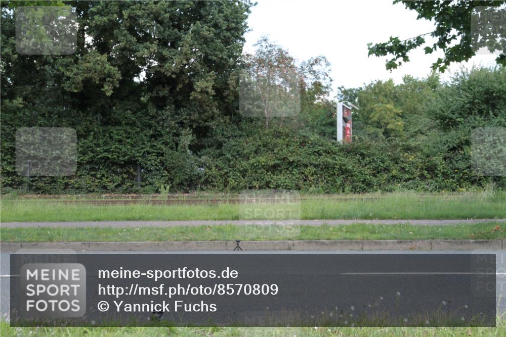 10.08.2025 - GEWOBA Citytriathlon Bremen Yannick Fuchs http://msf.ph/oto/8570809 10.08.2025 14:27:38 Radfahren 120, 156, 194, 320, 322, 363 meine-sportfotos.de