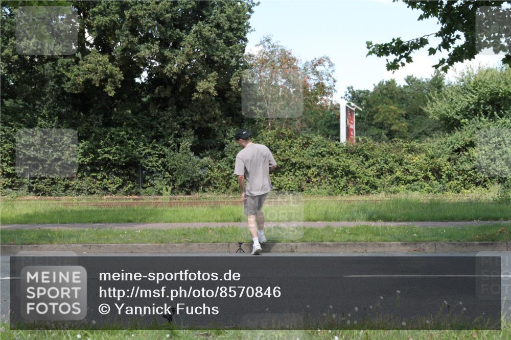 10.08.2025 - GEWOBA Citytriathlon Bremen Yannick Fuchs http://msf.ph/oto/8570846 10.08.2025 14:27:54 Radfahren 159, 194, 293, 322 meine-sportfotos.de