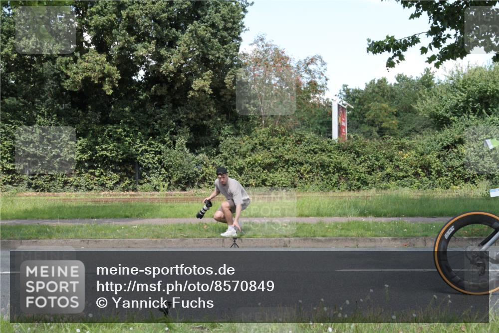 10.08.2025 - GEWOBA Citytriathlon Bremen Yannick Fuchs http://msf.ph/oto/8570849 10.08.2025 14:27:55 Radfahren 70, 159, 194, 293, 322 meine-sportfotos.de
