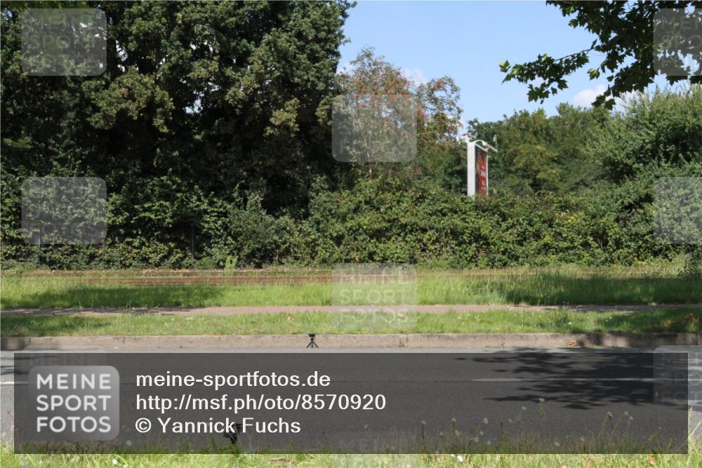 10.08.2025 - GEWOBA Citytriathlon Bremen Yannick Fuchs http://msf.ph/oto/8570920 10.08.2025 14:29:01 Radfahren 168, 172, 193, 321, 350, 403 meine-sportfotos.de