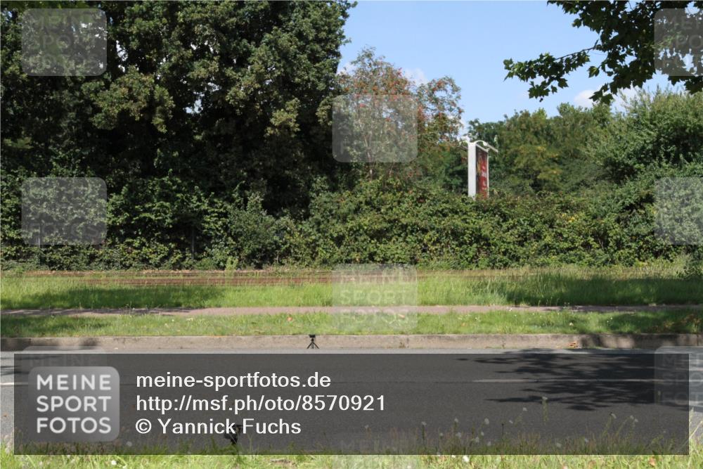 10.08.2025 - GEWOBA Citytriathlon Bremen Yannick Fuchs http://msf.ph/oto/8570921 10.08.2025 14:29:02 Radfahren 168, 172, 193, 321, 403 meine-sportfotos.de