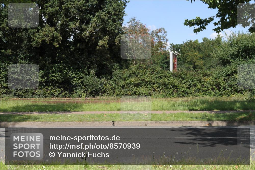 10.08.2025 - GEWOBA Citytriathlon Bremen Yannick Fuchs http://msf.ph/oto/8570939 10.08.2025 14:29:08 Radfahren 168, 172, 188, 321, 389, 403, 447 meine-sportfotos.de