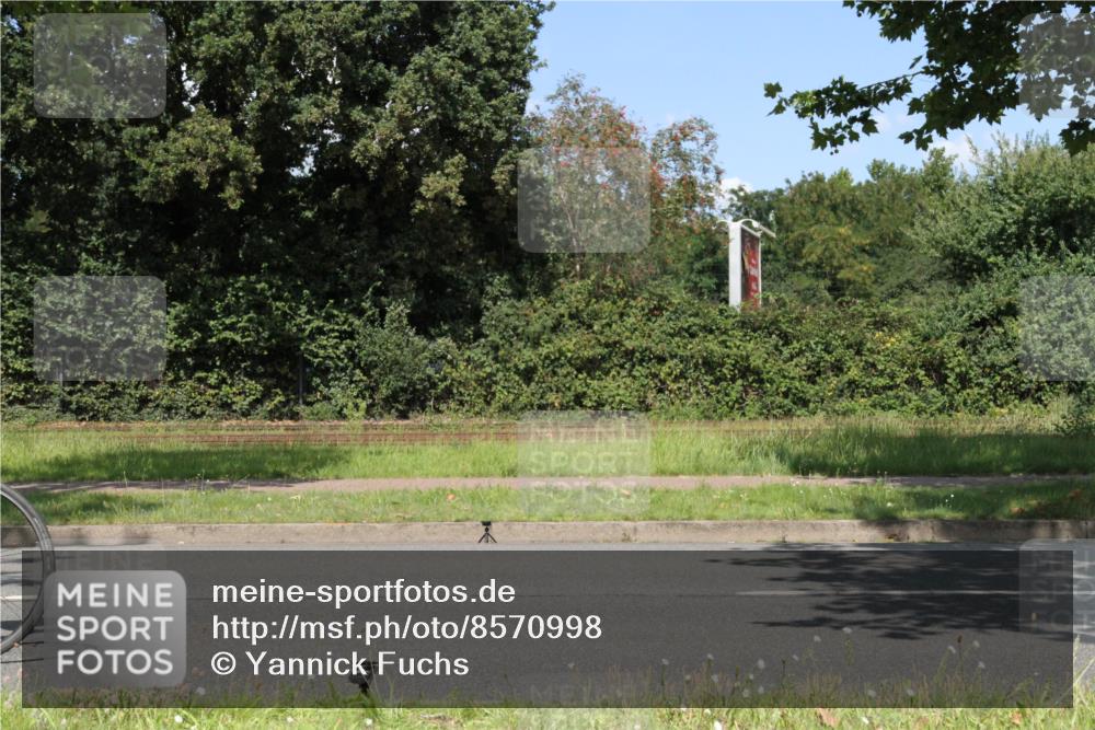 10.08.2025 - GEWOBA Citytriathlon Bremen Yannick Fuchs http://msf.ph/oto/8570998 10.08.2025 14:29:29 Radfahren 117, 179, 206, 212, 351, 365, 373, 389, 405, 466, 487, 517 meine-sportfotos.de