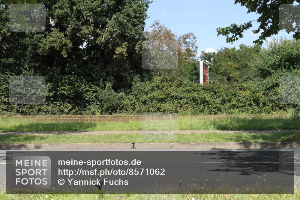 10.08.2025 - GEWOBA Citytriathlon Bremen Yannick Fuchs http://msf.ph/oto/8571062 10.08.2025 14:30:06 Radfahren 42, 95, 112, 149, 183, 315, 327, 337, 400, 402, 429, 454 meine-sportfotos.de