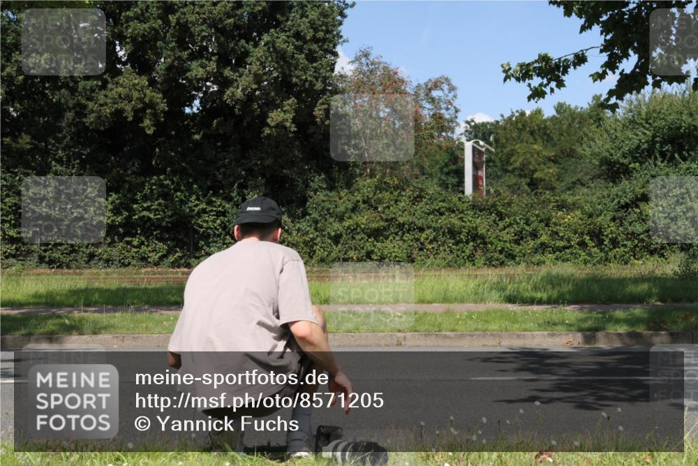 10.08.2025 - GEWOBA Citytriathlon Bremen Yannick Fuchs http://msf.ph/oto/8571205 10.08.2025 14:30:58 Radfahren 175, 335, 368, 385, 399, 416, 504, 510 meine-sportfotos.de