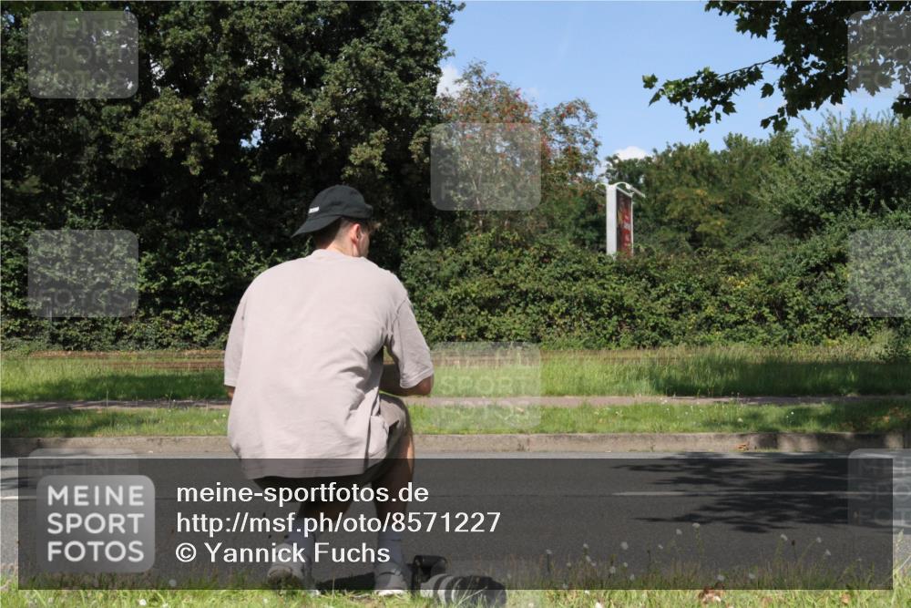 10.08.2025 - GEWOBA Citytriathlon Bremen Yannick Fuchs http://msf.ph/oto/8571227 10.08.2025 14:31:06 Radfahren 26, 155, 175, 335, 368, 385, 407, 412, 491, 494, 509, 510 meine-sportfotos.de