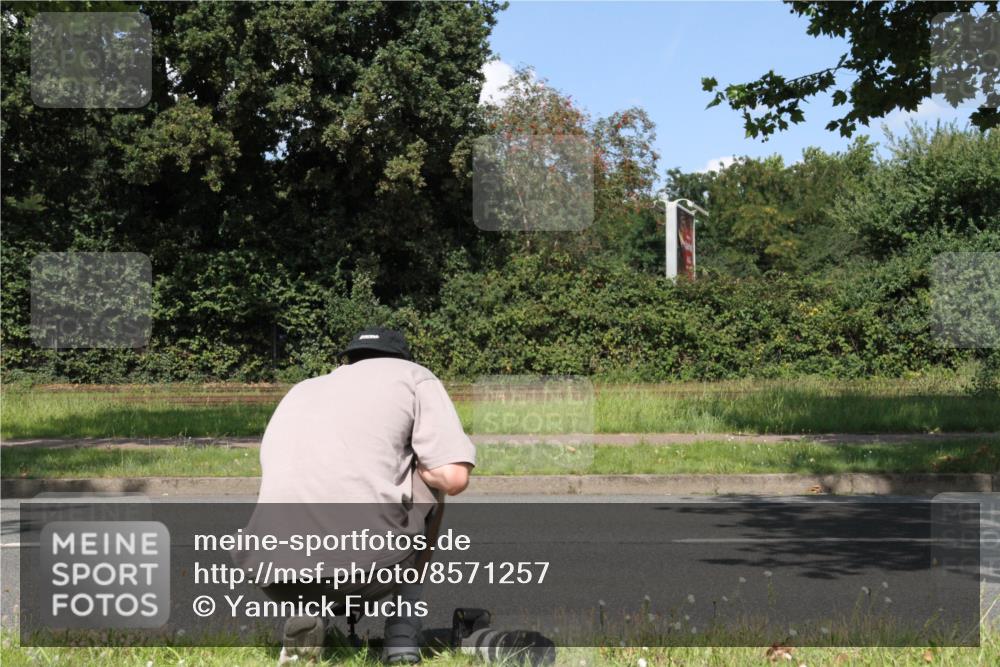 10.08.2025 - GEWOBA Citytriathlon Bremen Yannick Fuchs http://msf.ph/oto/8571257 10.08.2025 14:31:48 Radfahren 271, 324, 379, 439, 459, 485, 520 meine-sportfotos.de