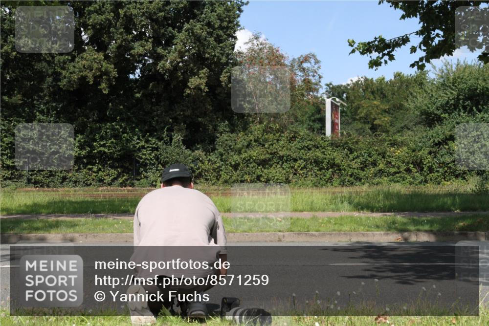 10.08.2025 - GEWOBA Citytriathlon Bremen Yannick Fuchs http://msf.ph/oto/8571259 10.08.2025 14:31:53 Radfahren 324, 411, 459, 485, 496, 520 meine-sportfotos.de