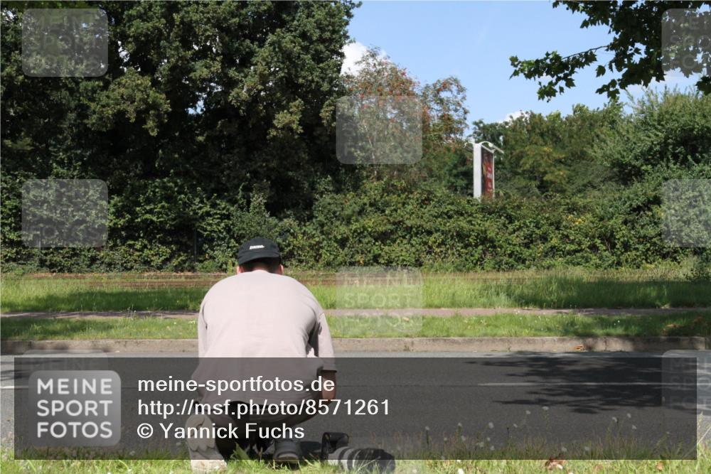 10.08.2025 - GEWOBA Citytriathlon Bremen Yannick Fuchs http://msf.ph/oto/8571261 10.08.2025 14:31:53 Radfahren 324, 411, 459, 485, 496, 520 meine-sportfotos.de
