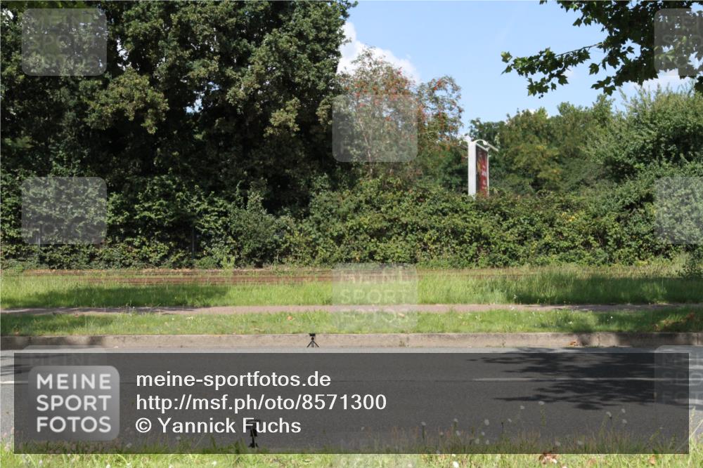 10.08.2025 - GEWOBA Citytriathlon Bremen Yannick Fuchs http://msf.ph/oto/8571300 10.08.2025 14:32:23 Radfahren 104, 105, 113, 284, 299, 344, 355, 359, 362, 366, 370, 393, 433, 463, 489, 508 meine-sportfotos.de