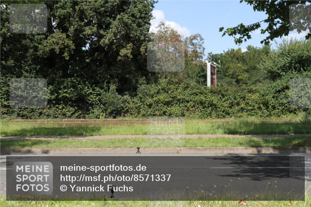 10.08.2025 - GEWOBA Citytriathlon Bremen Yannick Fuchs http://msf.ph/oto/8571337 10.08.2025 14:32:37 Radfahren 96, 243, 284, 299, 393, 420, 435 meine-sportfotos.de