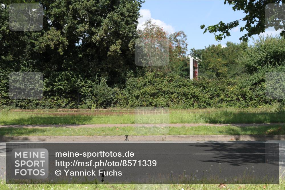 10.08.2025 - GEWOBA Citytriathlon Bremen Yannick Fuchs http://msf.ph/oto/8571339 10.08.2025 14:32:37 Radfahren 96, 243, 284, 299, 393, 420, 435 meine-sportfotos.de