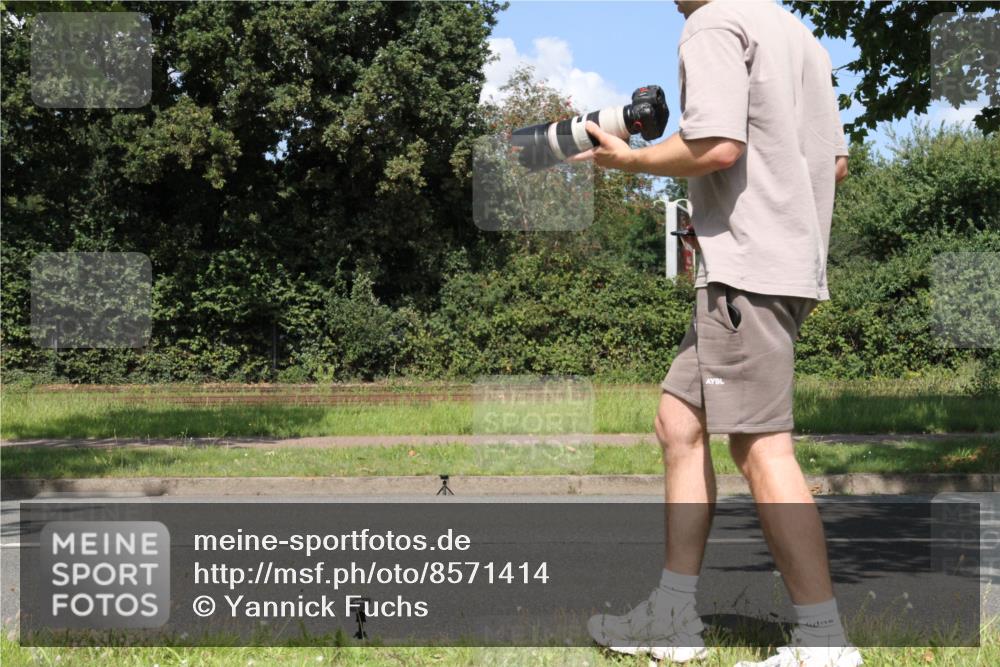 10.08.2025 - GEWOBA Citytriathlon Bremen Yannick Fuchs http://msf.ph/oto/8571414 10.08.2025 14:33:05 Radfahren 14, 37, 93, 122, 207, 357, 387, 473, 501 meine-sportfotos.de