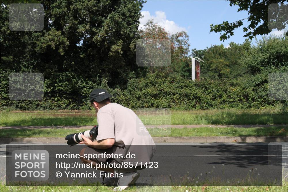 10.08.2025 - GEWOBA Citytriathlon Bremen Yannick Fuchs http://msf.ph/oto/8571423 10.08.2025 14:33:08 Radfahren 14, 37, 93, 122, 207, 357, 387, 473, 501 meine-sportfotos.de