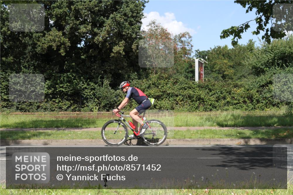 10.08.2025 - GEWOBA Citytriathlon Bremen Yannick Fuchs http://msf.ph/oto/8571452 10.08.2025 14:33:23 Radfahren 2, 74, 93, 138, 207, 440, 473, 518, 519 meine-sportfotos.de