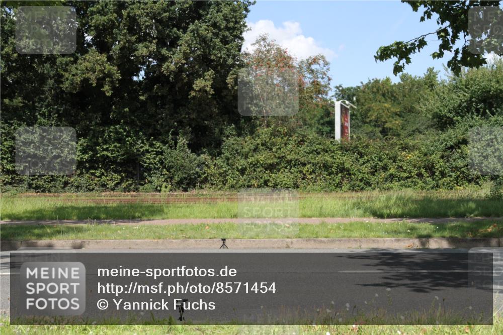 10.08.2025 - GEWOBA Citytriathlon Bremen Yannick Fuchs http://msf.ph/oto/8571454 10.08.2025 14:33:23 Radfahren 2, 74, 93, 138, 207, 440, 473, 518, 519 meine-sportfotos.de