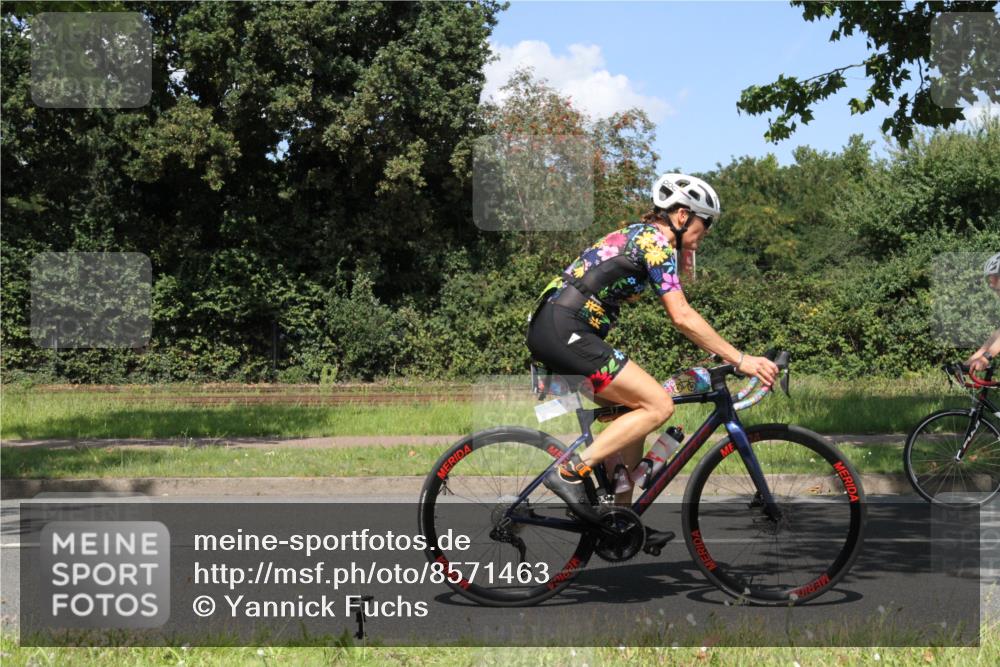 10.08.2025 - GEWOBA Citytriathlon Bremen Yannick Fuchs http://msf.ph/oto/8571463 10.08.2025 14:33:27 Radfahren 2, 74, 138, 207, 440, 514, 518, 519 meine-sportfotos.de