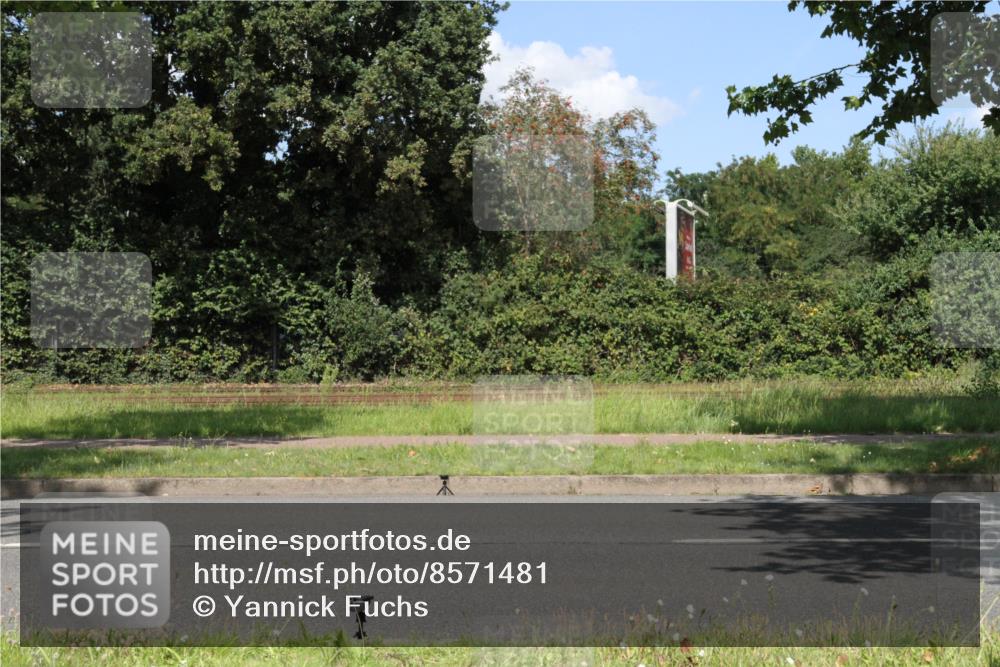 10.08.2025 - GEWOBA Citytriathlon Bremen Yannick Fuchs http://msf.ph/oto/8571481 10.08.2025 14:33:35 Radfahren 2, 25, 48, 74, 138, 440, 514, 518, 519 meine-sportfotos.de