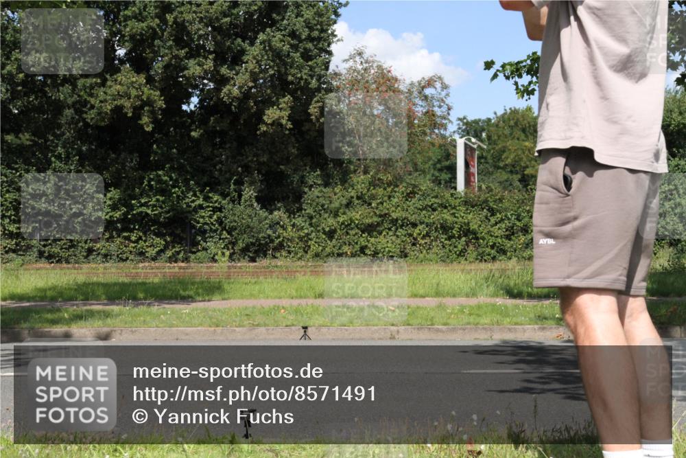 10.08.2025 - GEWOBA Citytriathlon Bremen Yannick Fuchs http://msf.ph/oto/8571491 10.08.2025 14:33:38 Radfahren 2, 25, 48, 74, 138, 440, 514, 519, 522 meine-sportfotos.de